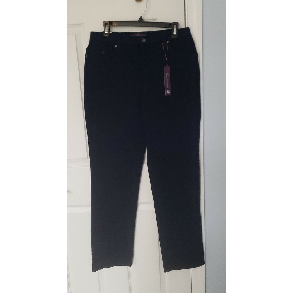 Gloria Vanderbilt Amanda Jeans Womans Size 10 NWTs Blue